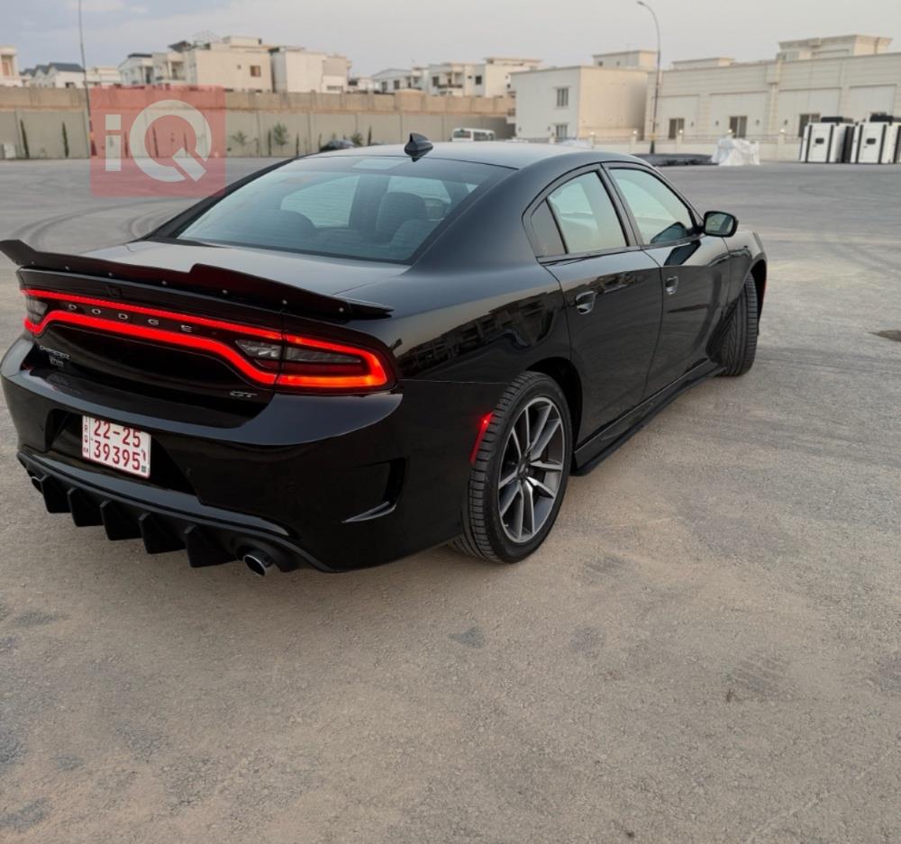 دۆج چارجەر